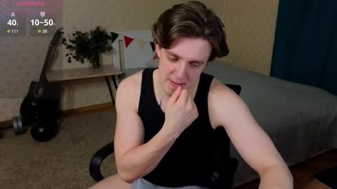 Oliver Evans online show from 02-11-26, 03:44