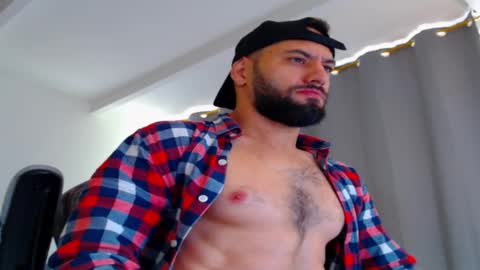 oliver online show from 10-07-25, 02:47