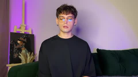 Snapshot of oliverlawrence chatting on 07-04-26, 10:38 oliverlawrence online show from 07-04-26, 10:38