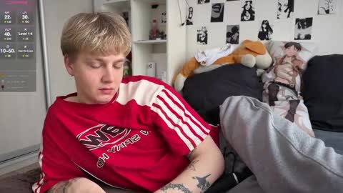 oliver online show from 04-04-26, 12:46