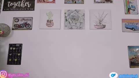 ..................................... 500 am- 1200 pm GMT-5 online show from 10-10-25, 12:48