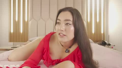 Snapshot of olivia22love chatting on 05-31-26, 04:09 ..................................... 500 am- 1200 pm GMT-5 online show from 05-31-26, 04:09