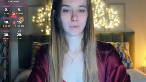 Olivia online show from 04-14-26, 03:29