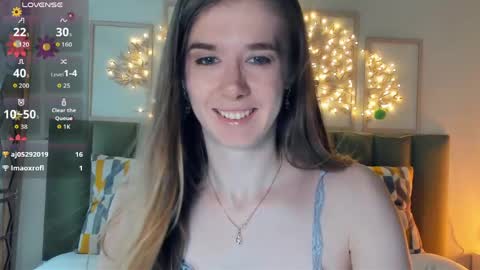 Olivia online show from 05-26-26, 04:03