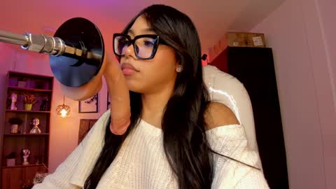 Olivia online show from 01-15-25, 07:26