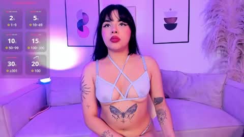 Snapshot of olivia_dluxe chatting on 06-08-26, 02:06 olivia_dluxe online show from 06-08-26, 02:06