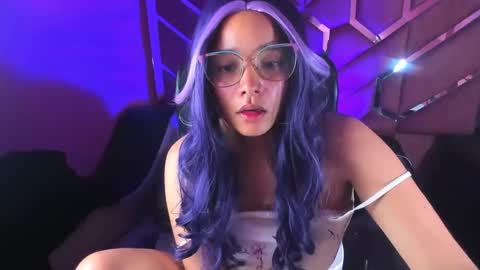  OLIVIA  online show from 03-04-25, 06:37