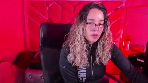  OLIVIA  online show from 02-11-26, 03:55