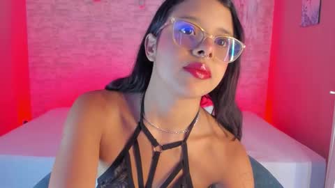 Snapshot of olivia_lane_ chatting on 02-28-26, 07:26 OLIVIA online show from 02-28-26, 07:26