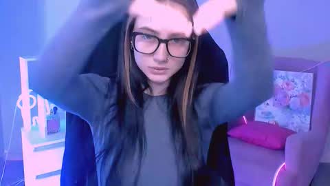 Snapshot of olivia_norton_ chatting on 09-09-25, 09:53 olivia_norton_ online show from 09-09-25, 09:53