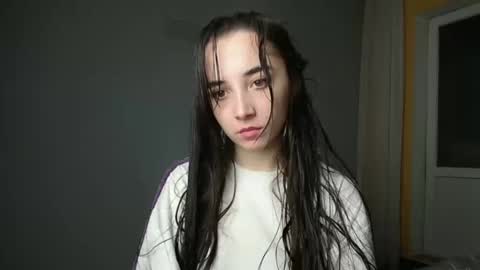 Olivia online show from 12-31-24, 02:47