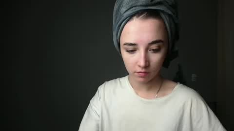 Olivia online show from 02-10-25, 08:10