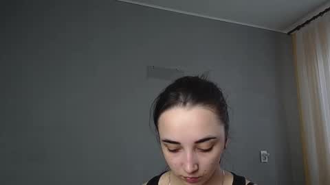 Olivia online show from 03-24-26, 09:58