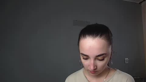 Olivia online show from 03-29-26, 02:17