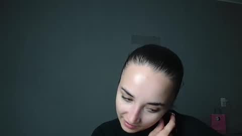 Snapshot of olivia_oliv chatting on 06-06-26, 03:28 Olivia online show from 06-06-26, 03:28