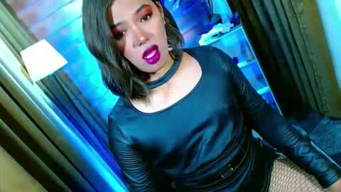 Miss OLIVIA online show from 05-16-26, 06:43