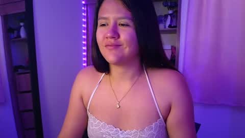 Snapshot of olivia_watson_ chatting on 05-03-26, 12:22 Olivia online show from 05-03-26, 12:22