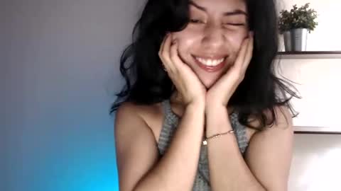 oliviaaa__ online show from 10-02-25, 09:11