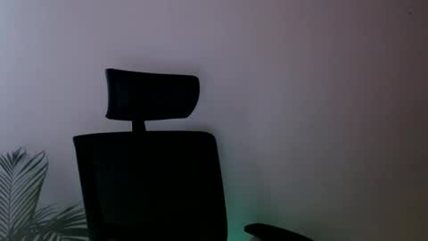 oliviaaa__ online show from 03-26-26, 04:45