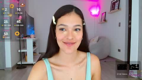Snapshot of oliviabran_ chatting on 05-17-26, 04:25 Olivia Bram online show from 05-17-26, 04:25