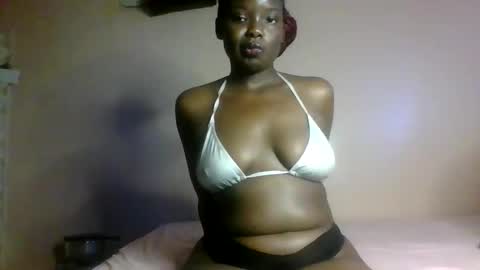 oliviah_1 online show from 10-15-25, 09:31