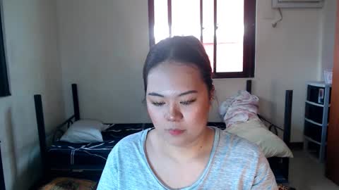 olivia hollywood online show from 01-06-25, 03:53