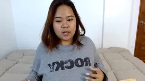 olivia hollywood online show from 02-14-25, 08:37