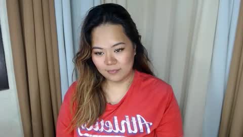 olivia hollywood online show from 10-22-25, 04:51