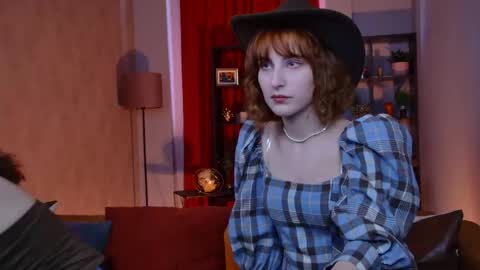 Liv online show from 04-12-26, 06:51