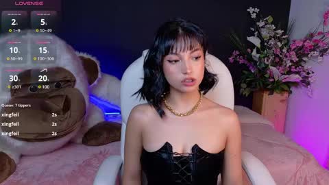 Snapshot of oliviamcneill chatting on 01-31-25, 08:01 Olivia Mcneill  online show from 01-31-25, 08:01