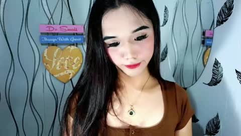 NICOLE online show from 05-22-26, 08:42