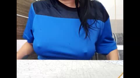 Olivia online show from 12-21-25, 08:54