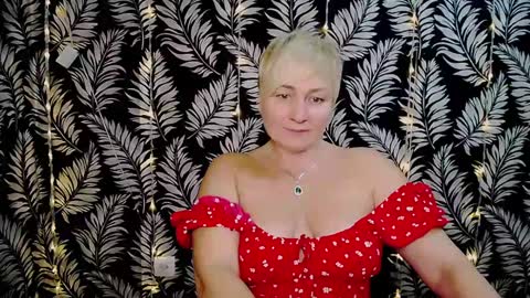 Kelly online show from 01-11-25, 03:20