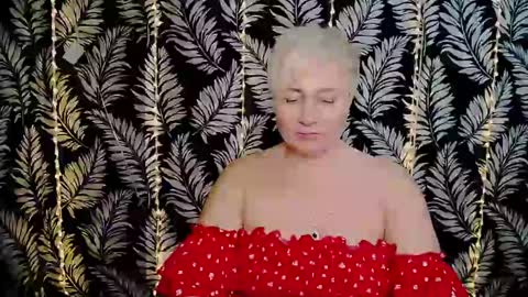 Kelly online show from 02-15-25, 03:39