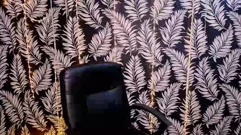 Kelly online show from 11-24-25, 12:38