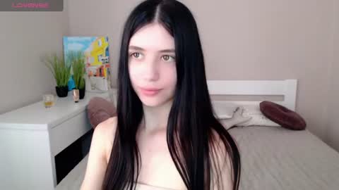 Snapshot of oliviarichi chatting on 07-12-26, 10:17 oliviarichi online show from 07-12-26, 10:17