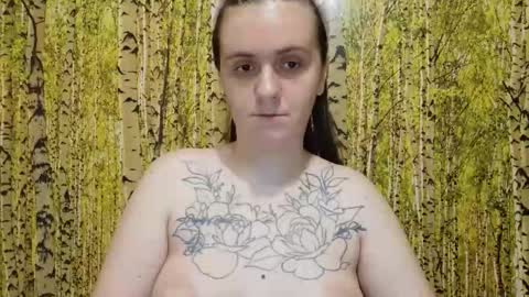 Snapshot of oliviasager chatting on 05-19-26, 07:20 Mistress Olivia online show from 05-19-26, 07:20