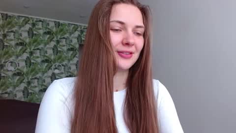 Olivia online show from 03-18-26, 05:21