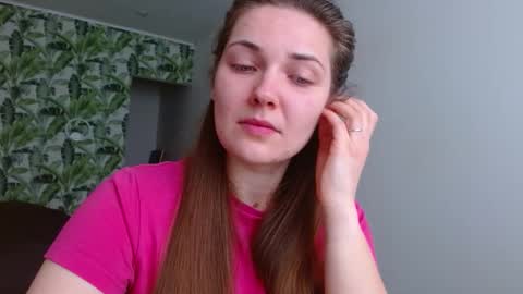 Olivia online show from 03-27-26, 05:24