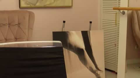 Snapshot of oliviasway chatting on 03-04-25, 01:23 OliviaSway online show from 03-04-25, 01:23