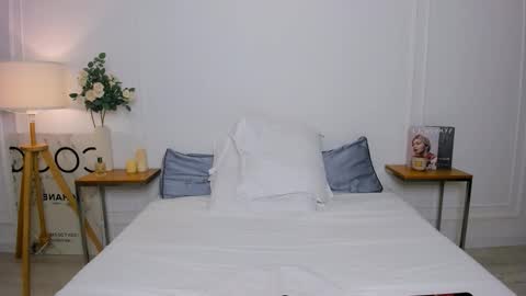 Olivia online show from 01-15-26, 05:01