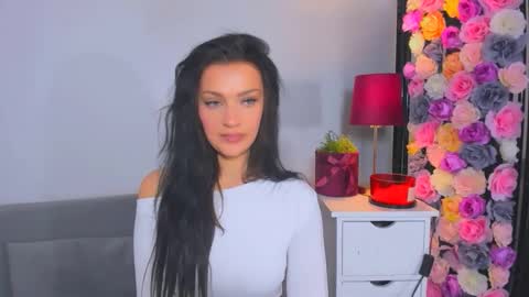 OliviaWomen online show from 11-11-25, 09:31