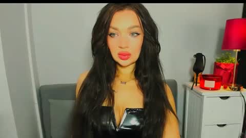 OliviaWomen online show from 03-03-26, 07:14