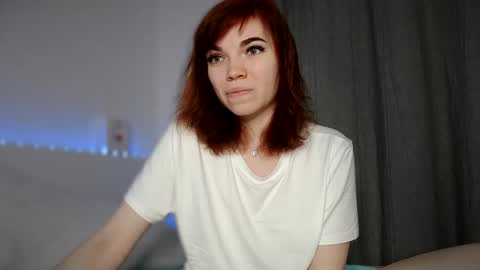 Snapshot of olivka_flower chatting on 02-19-25, 07:05 Angelina Lina online show from 02-19-25, 07:05