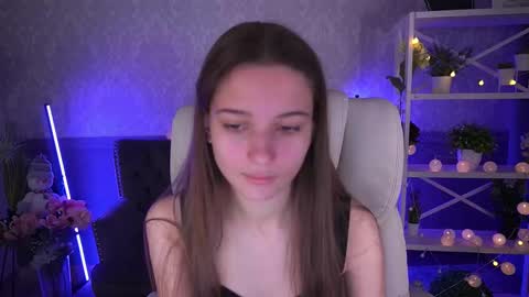 Olivia online show from 12-19-24, 06:56