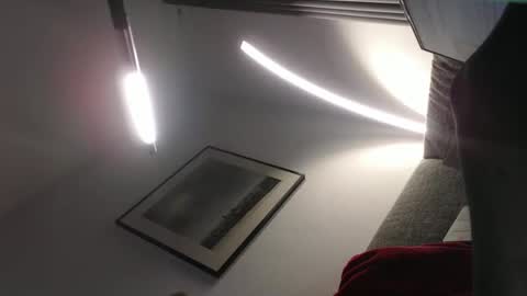 olli_5 online show from 02-16-25, 05:04