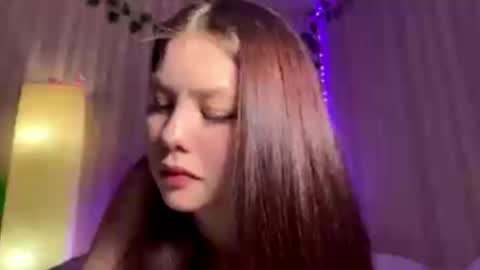 Snapshot of olliewagatsuma chatting on 05-01-26, 12:10 Emma online show from 05-01-26, 12:10