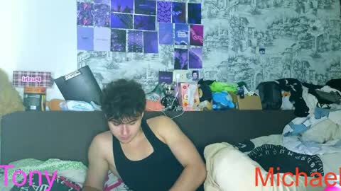 Snapshot of ololkd chatting on 05-14-26, 08:21 Tony online show from 05-14-26, 08:21