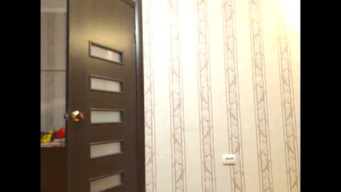 Snapshot of olvia7985 chatting on 03-06-25, 07:43 olvia online show from 03-06-25, 07:43