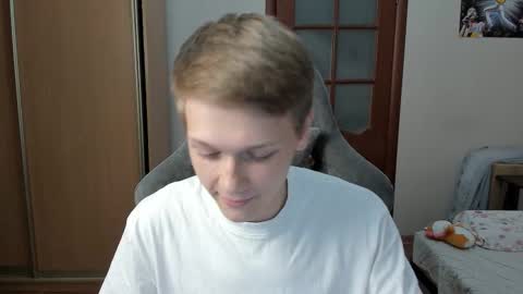 Oliver and Mira online show from 10-11-25, 10:19